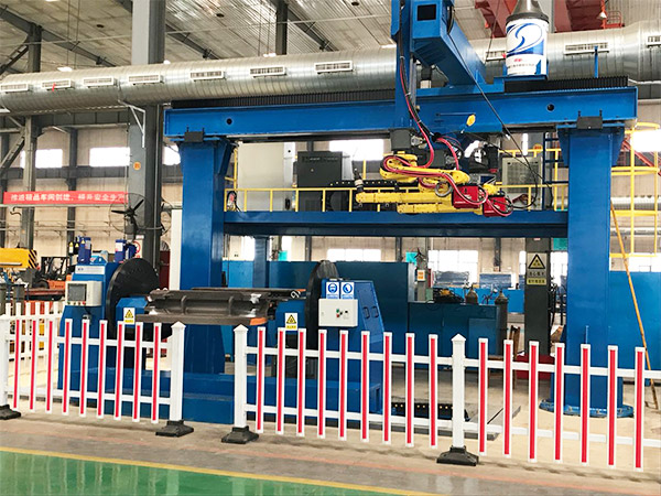 大型龍門雙機(jī)器人吊裝軌道工作站案例！